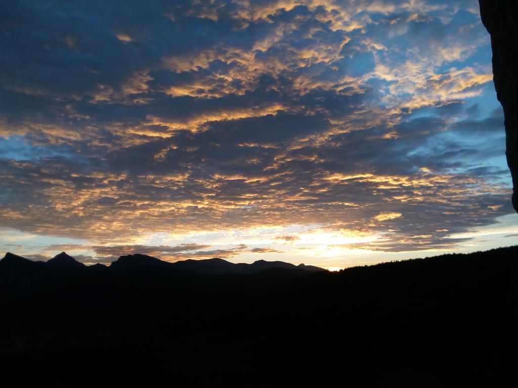 Villa Mas Pineda Oix Esterno foto